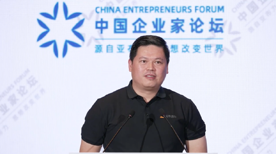 无界动力创始人张玉峰：2025年全球人形机器人产量约两万台，真正可落地干活的商用机器人几乎空白