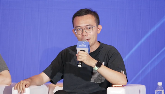 未来不远机器人张翼：如果企业把AI当成全部核心业务	，经营波动会极大