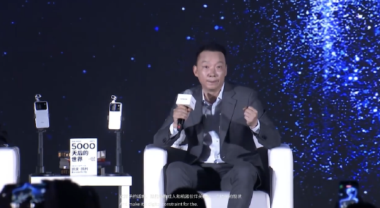 荣耀李健：AI不会剥夺人类的思考能力，反而将促使人的创造力与判断力爆发