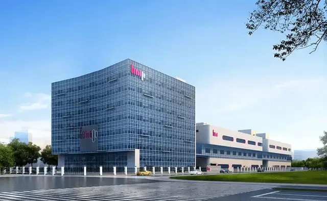 霍建宁打辅助，李嘉诚家族攒下1600亿现金